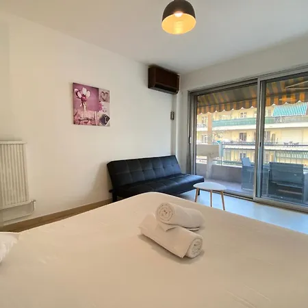 Lägenhet 06bg - Studio 600m From The Beach - Private Parking *