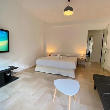 Lägenhet 06bg - Studio 600m From The Beach - Private Parking